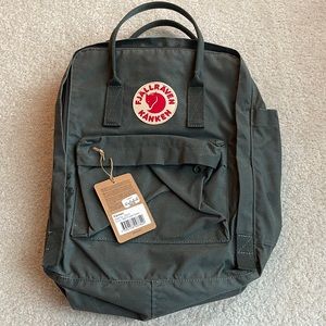 FJALLRAVEN KANKEN FOREST GREEN EVERYDAY OUTDOOR BACKPACK